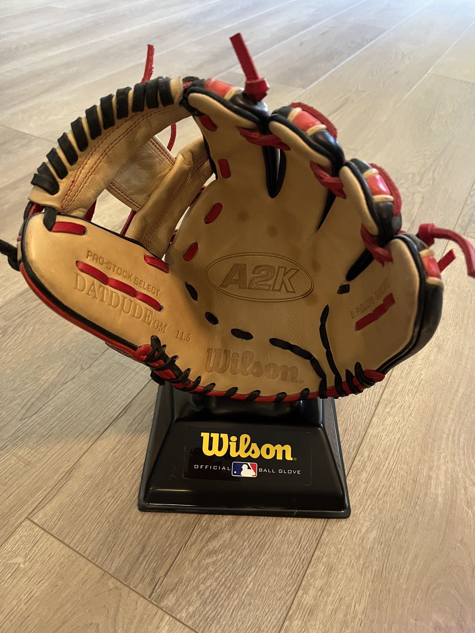 Wilson A2K Dat Dude Game Model Brandon Phillips