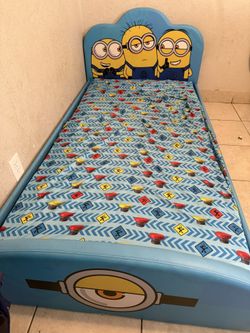 Twin Minion Bed