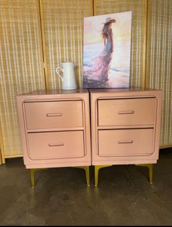 Cute set of 2 nightstands with golden metal feet and flowers on top