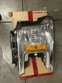 2018-2020Ford-F150 right headlight OEM KL34-13005-AA