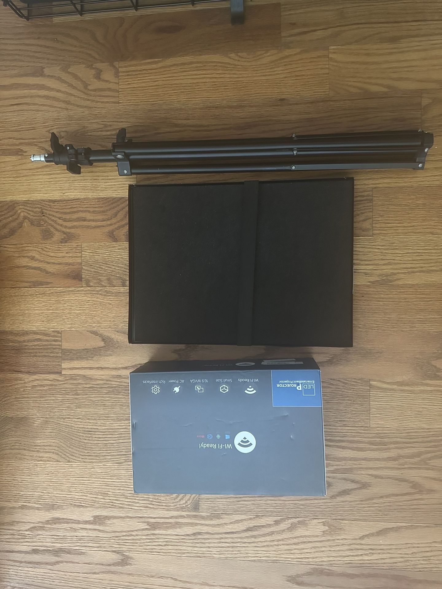 Projector & Stand
