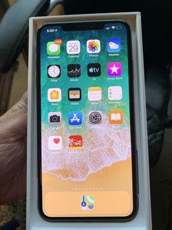 Like new iPhone XS Max 256 unlocked with box