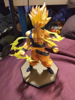 Dragon Ball figure  (Goku)