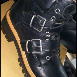BOOTS  8.5W NEW $75, COACH SHOES 6.5W NEW $89 small scratches inside  from closet, 