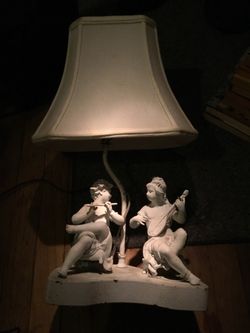 Gorgeous Angelic vintage lamp