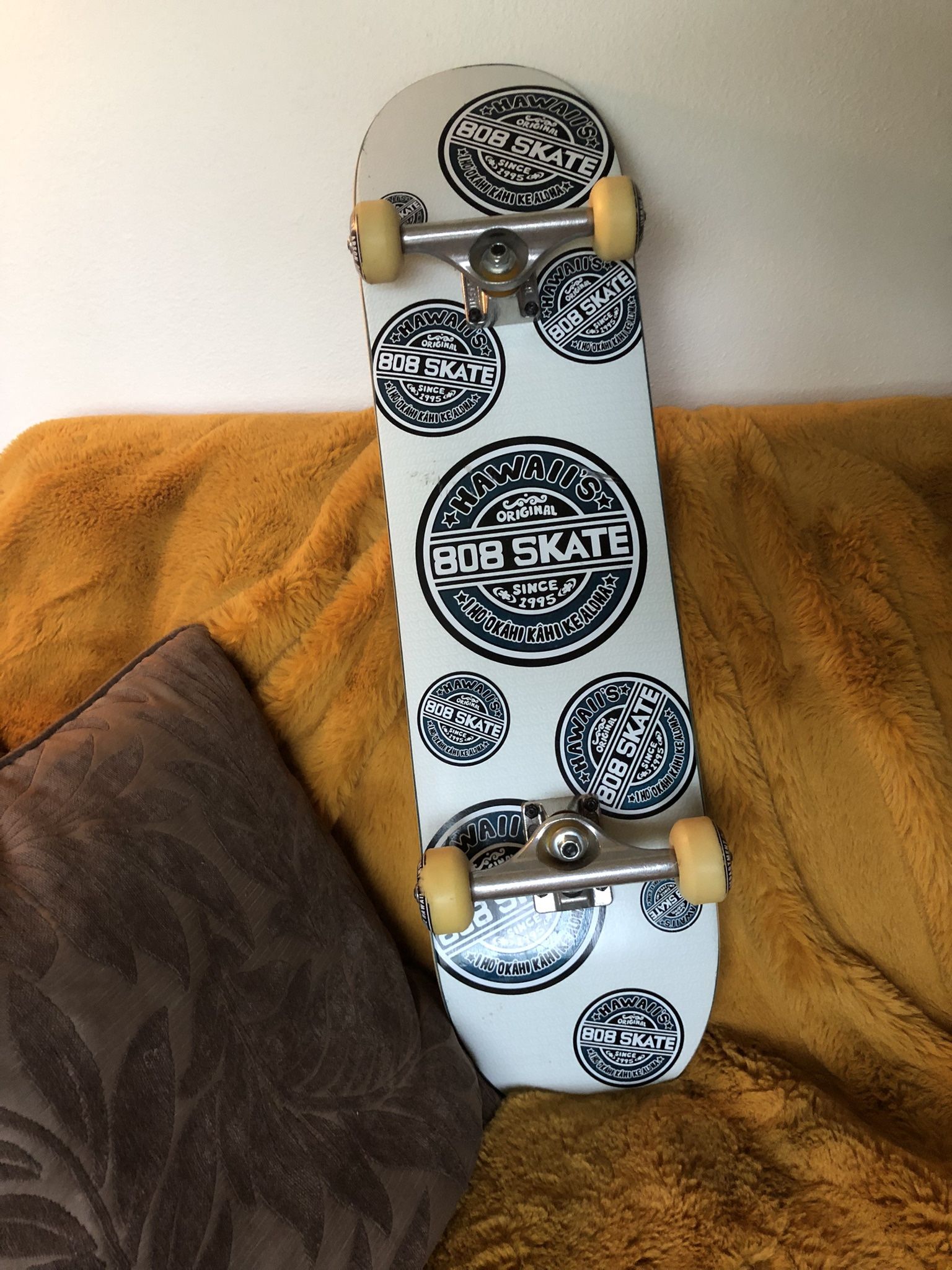 808 Skate Skateboard