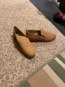 LADIES NEW TAN SUEDE FRANCO SARTO FLT SHOES