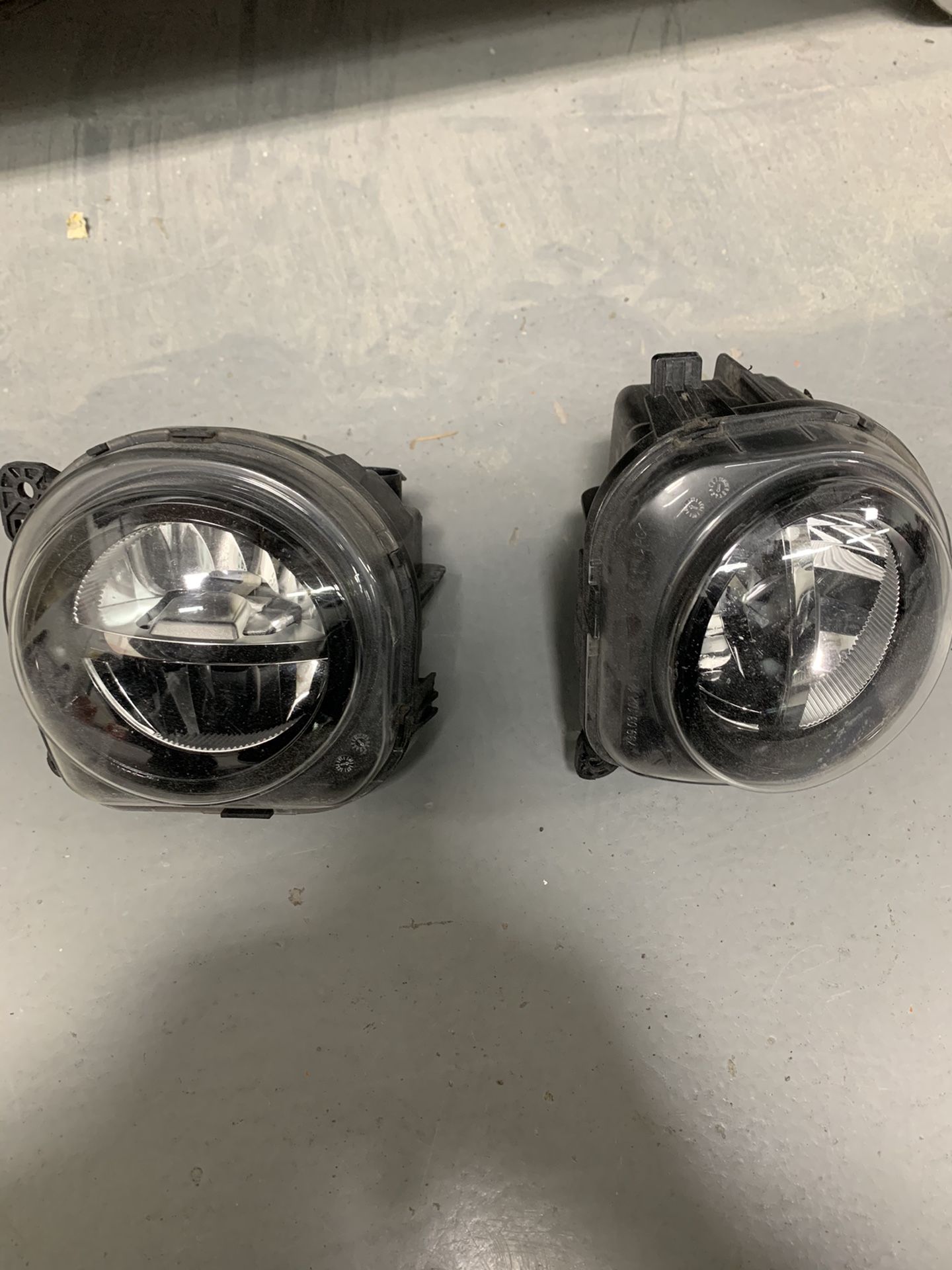 BMW 535i LH headlamp