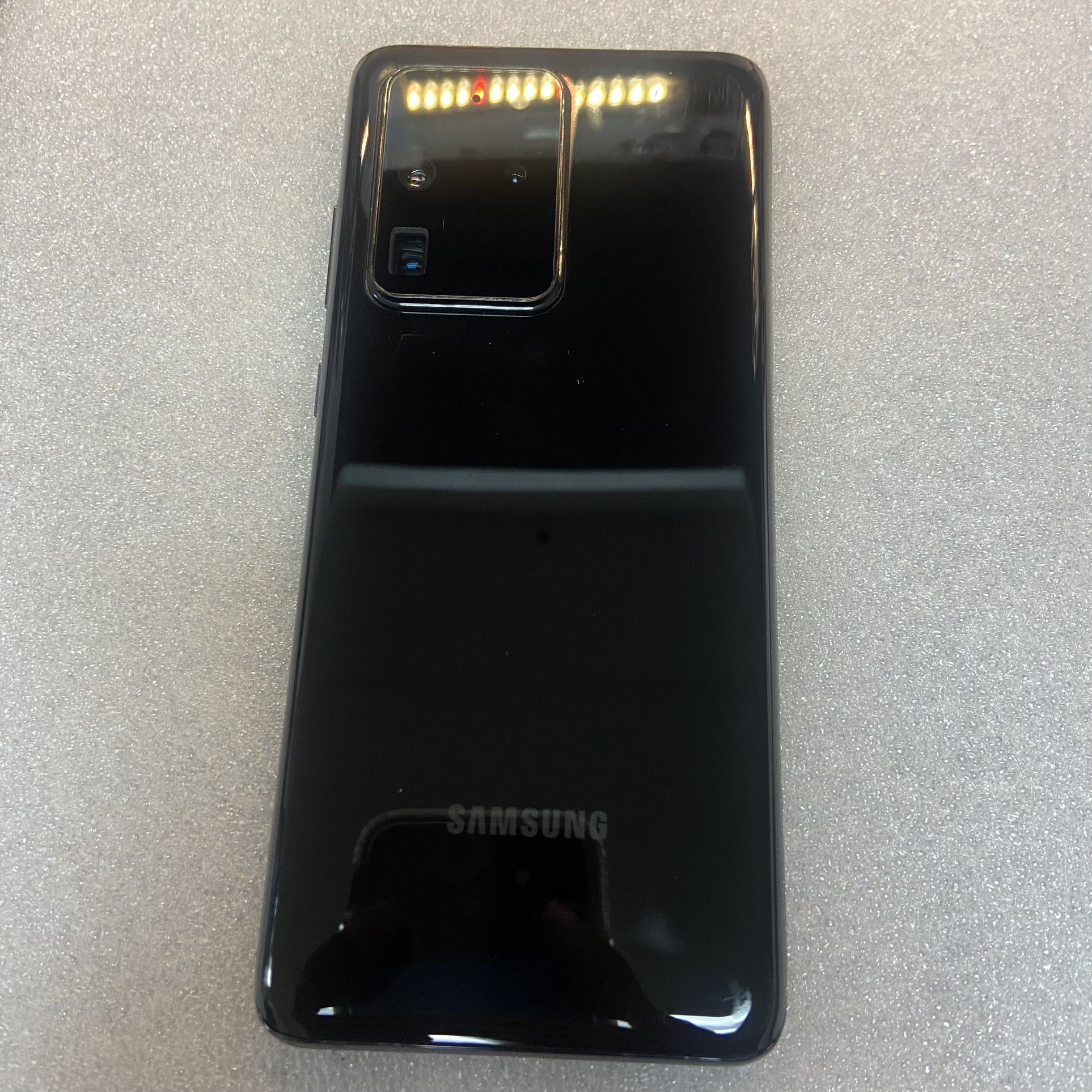 S20 Ultra - 128 GB - Unlocked - Potranco Location