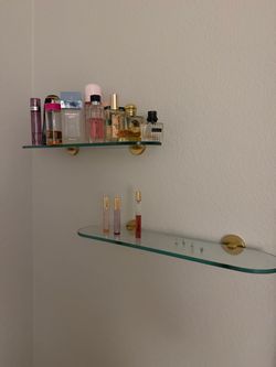 Floating shelves