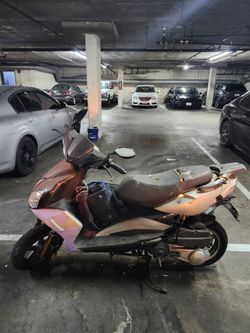 150 cc Scooter