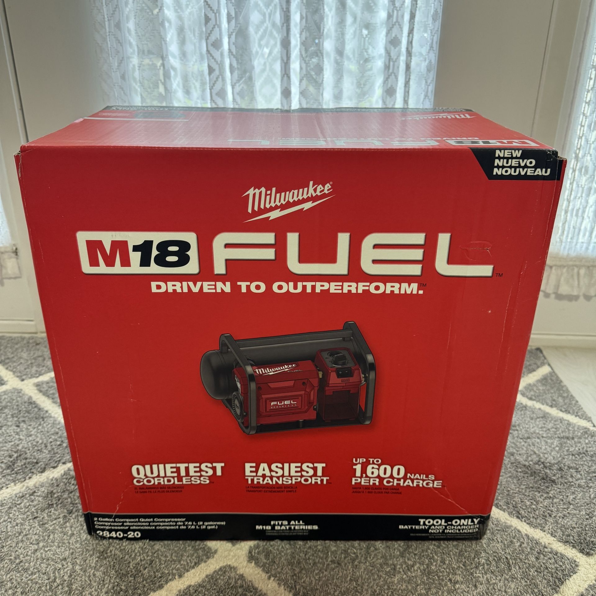 Milwaukee M18 FUEL 18-Volt Brushless Cordless 2 Gallon Electric Compact Quiet Compressor