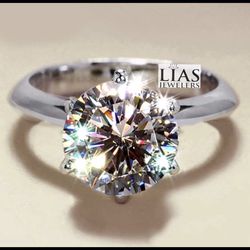 New 18 K White Gold Engagement Ring 