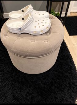 Crocs men’s size 10