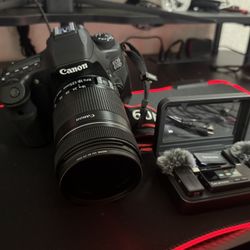 Cannon Eos 60D For sale With Saramonic mics !