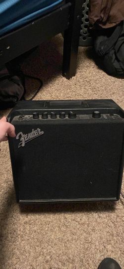 Fender Mustang LT25 | $150 OBO