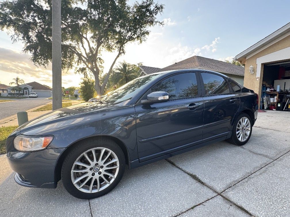 2011 Volvo S40
