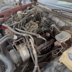 Chevy 305 Engine & Transmission 