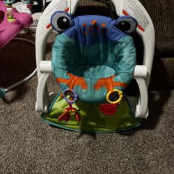 Frog Sit Up Chair 