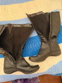 Black Knee-High Boots – Women’s Size 8