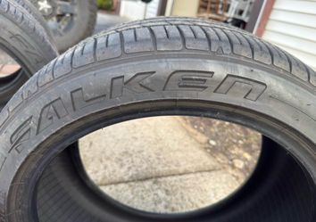 2 Falken Tires 255/40/R18