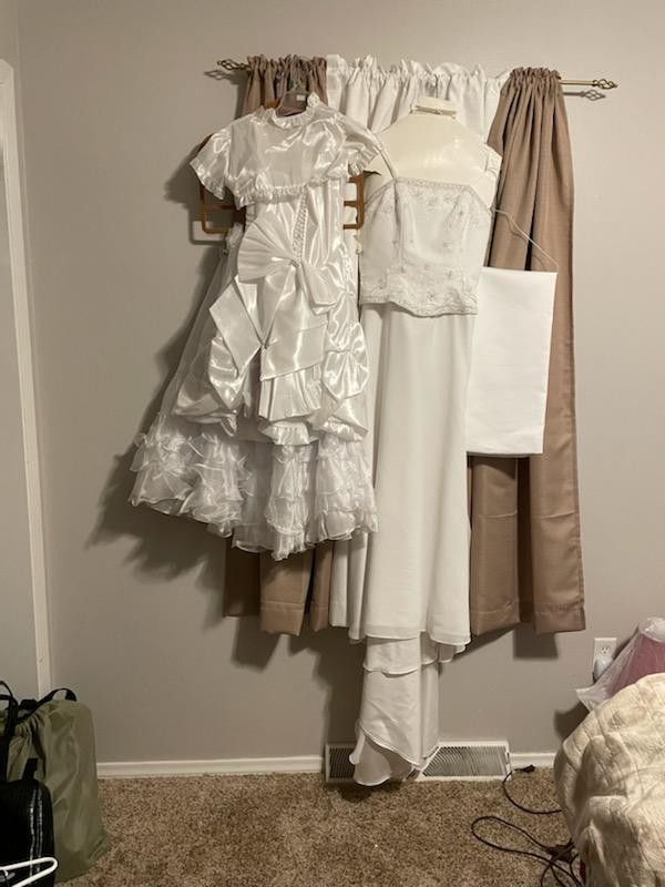 Size 8 And 10 Wedding Dress And Brides Maid
