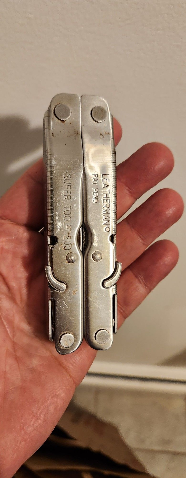 LEATHERMAN SUPER TOOL 200