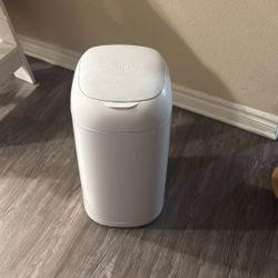 Diaper Genie 