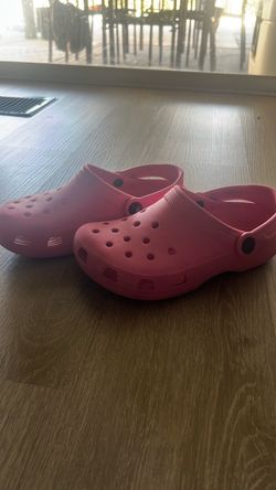 Girl crocs