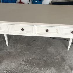 Table/desk