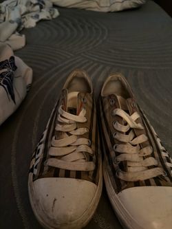 Burberry shoes size 43.5