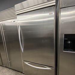 Kitchen Aid Bottom Freezer 36” Built In Refrigerator 