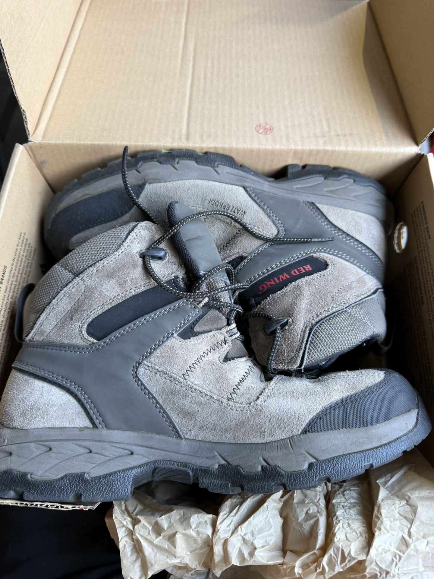 Redwing Men’s Work Boot Size 12