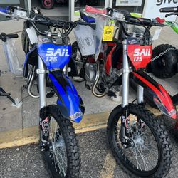 X-Pro Sail 125CC Dirt Bike Manual! Finance For $50 Down Payment!!