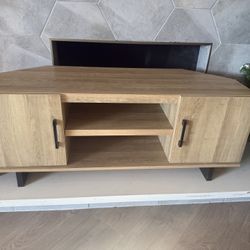 Corner TV Stand Shelf