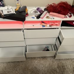 9 Drawer Led Lights Dresser