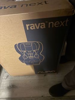 Nuna Rava car seat