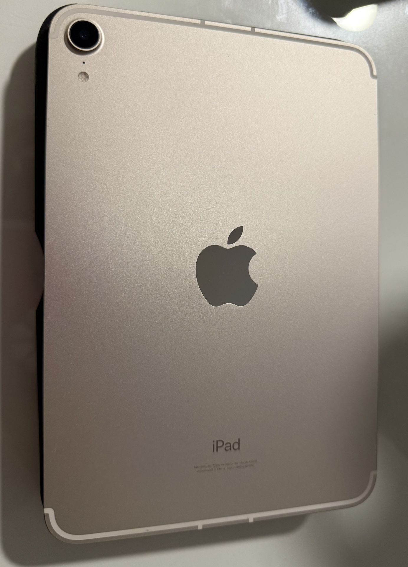 iPad Mini 6th Generation 64GB Starlight 