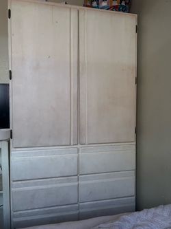Dresser