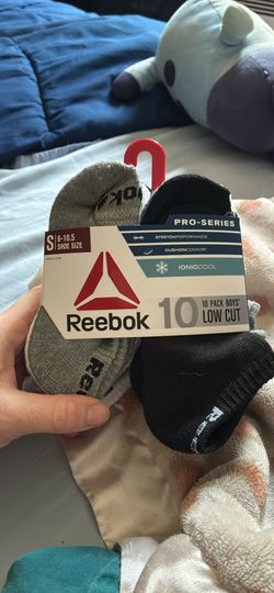 Boys Reebok socks size S
