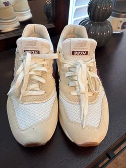 New Balance 997H Women's 10