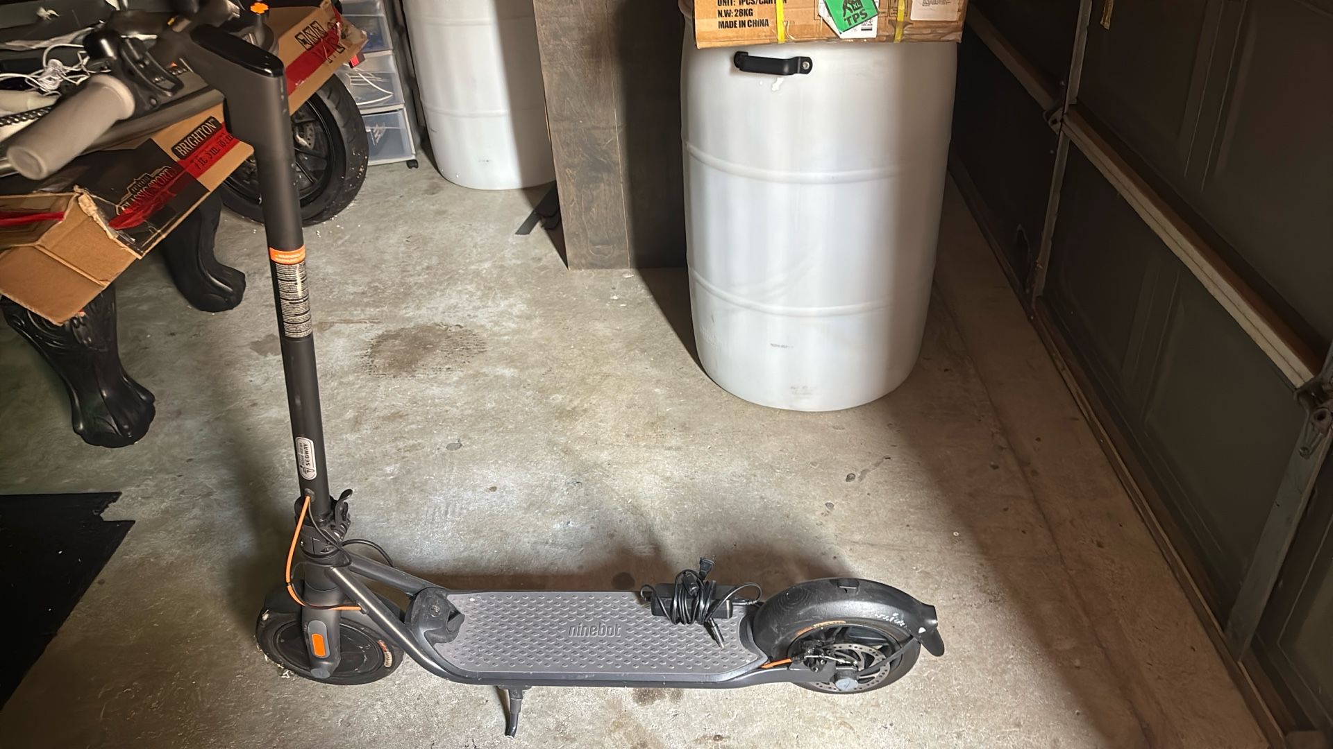Electric scooter