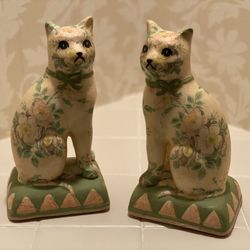 Beautiful Floral Cat Book Ends