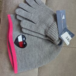 Tommy Hilfiger Hat And Gloves 