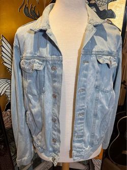 Men’s large Forever 21 light wash denim trucker jacket