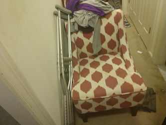 Leather couch cat scratches on bottom minor comes with accent chair