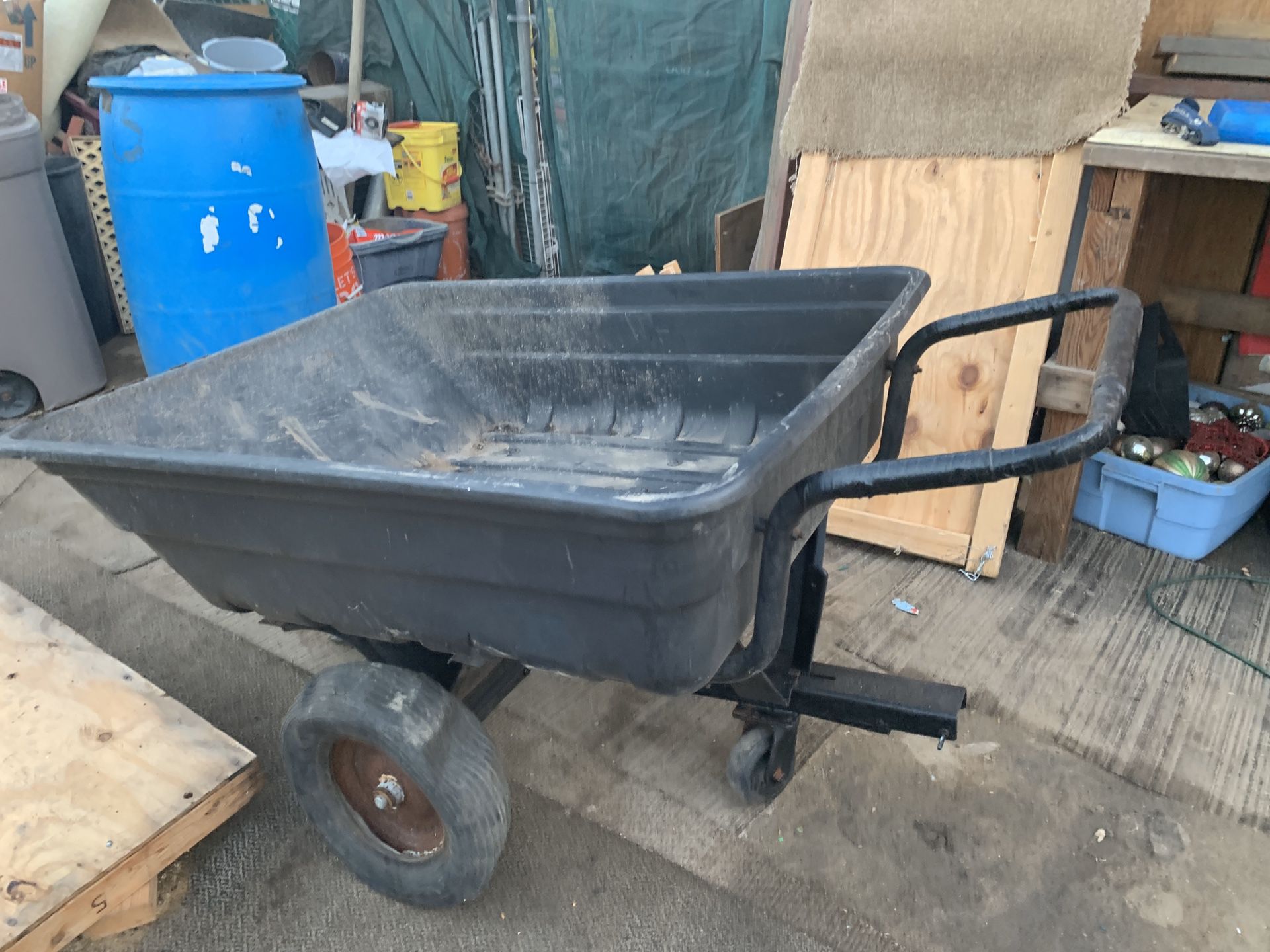 Hay or garden cart with tow hitch and walk behind handle