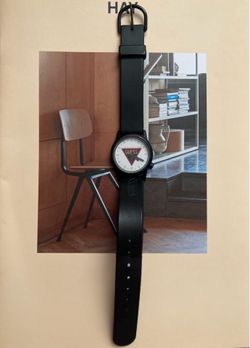 VINTAGE 1989 GUESS WATCH