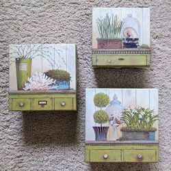 Set of 3 nesting ornamental decorative cardboard storage boxes with Arnie Fisk art design