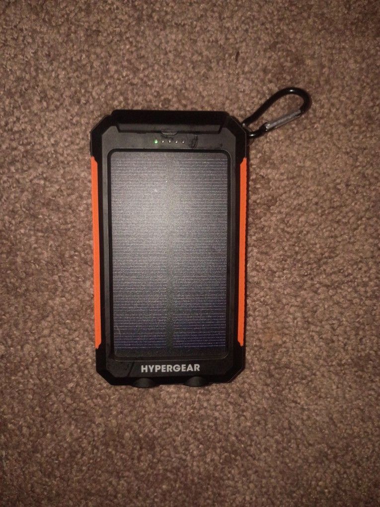 Brand New Solar Powered Battery Charging Power Bank